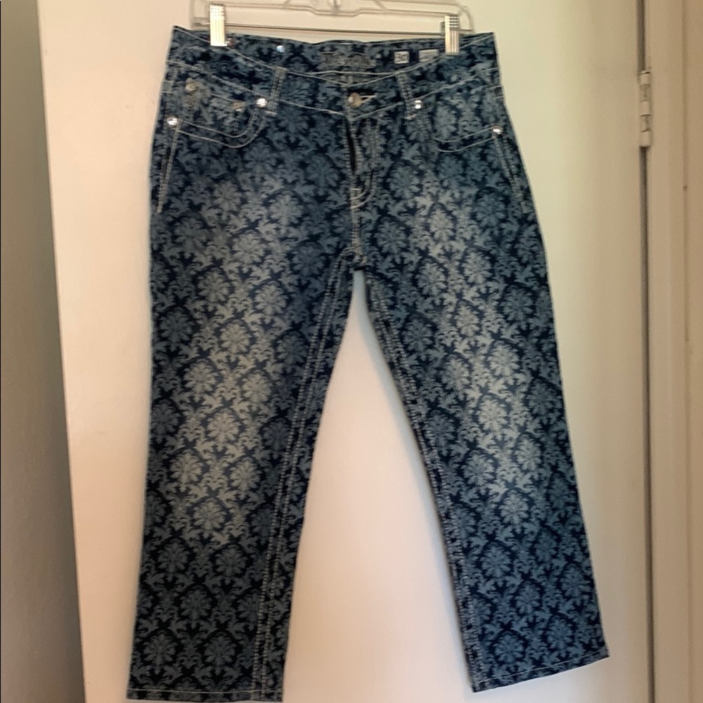 Women's Miss Me Printed Capri Jean, Sz. 30, rare, so cute for summer!